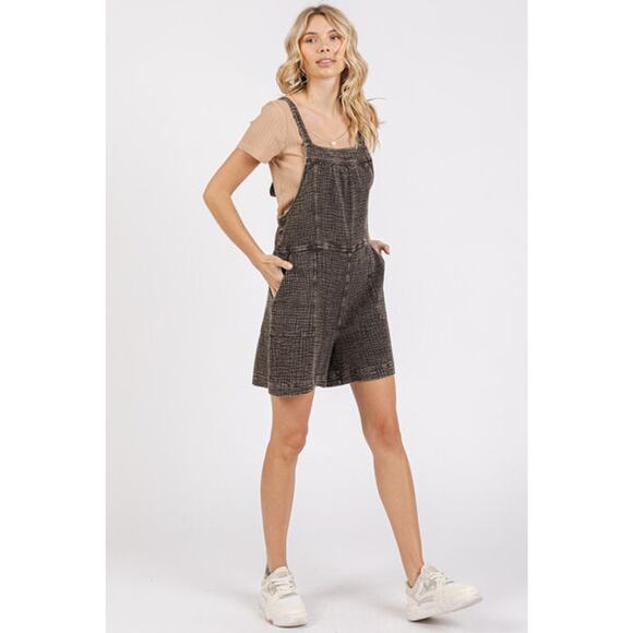 Mittoshop Textured Knotted Wide Strap Pockets Mineral Wash Overalls | Black - Picture 4 of 5